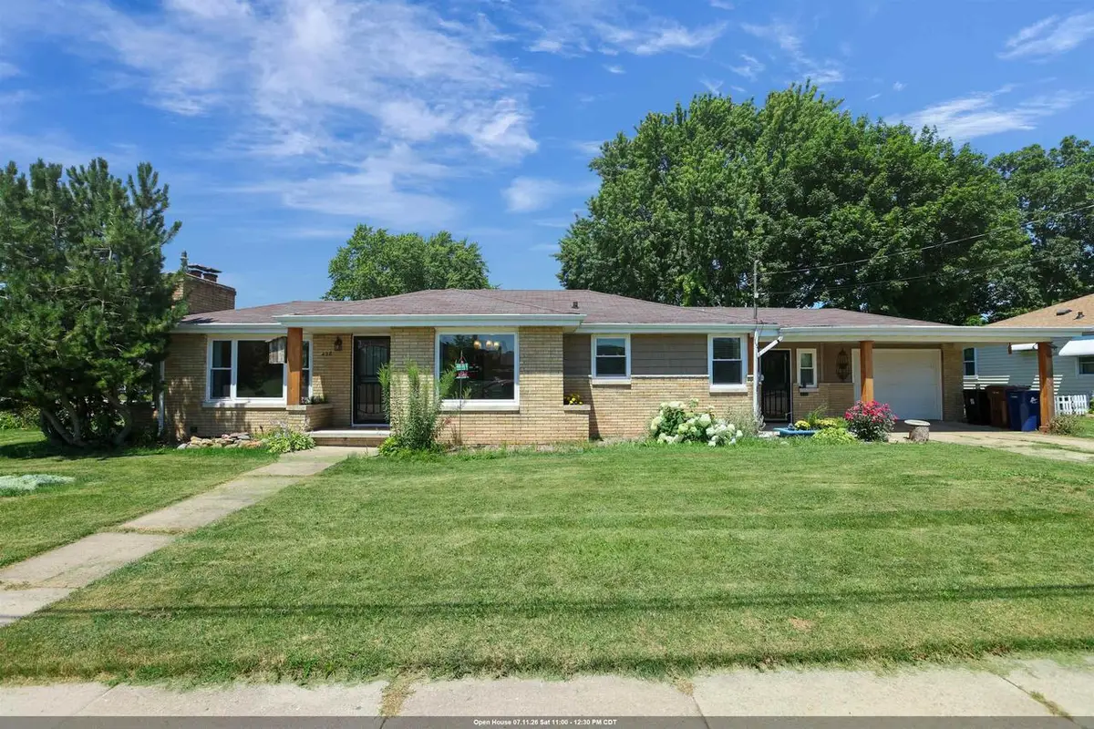 428 8TH STREET, Menasha, WI 54952 - #1