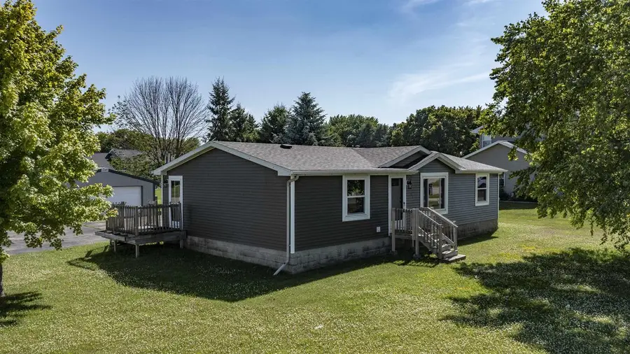 500 PHEASANT DRIVE, New London, WI 54961 - #2