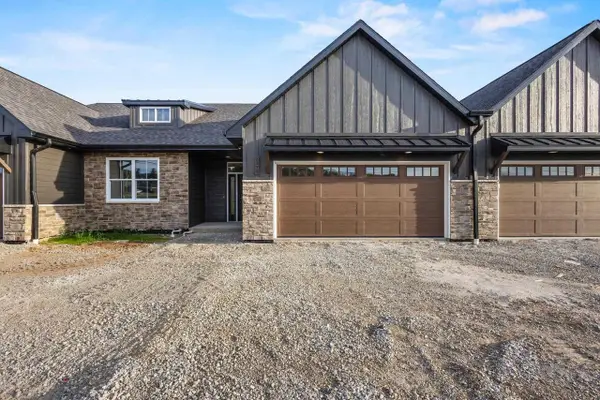 3375 SHAWANO AVENUE, Green Bay, WI 54313