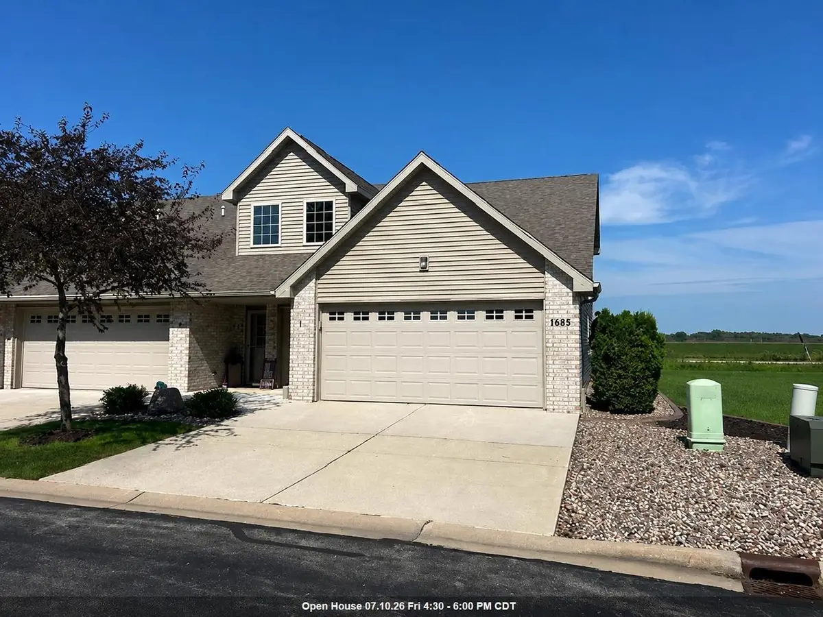 1685 W MAIN CIRCLE, De Pere, WI 54115 - #1