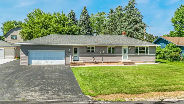 3332 W 1ST AVENUE, Appleton, WI 54914