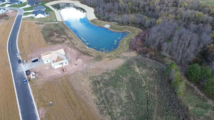 1624 N TORCHWOOD TRAIL, De Pere, WI 54115 - #2