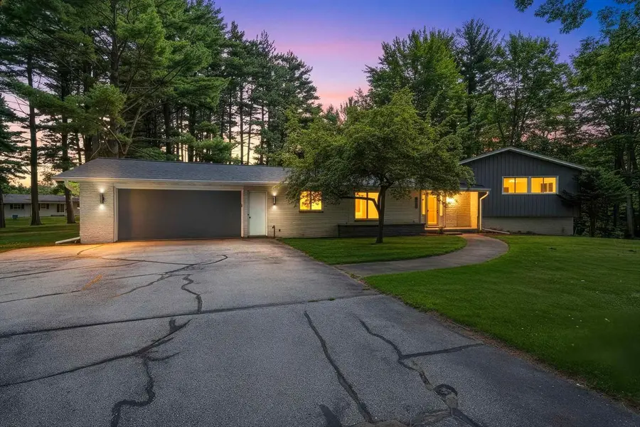 540 JACKSON COURT, Peshtigo, WI 54157 - #2