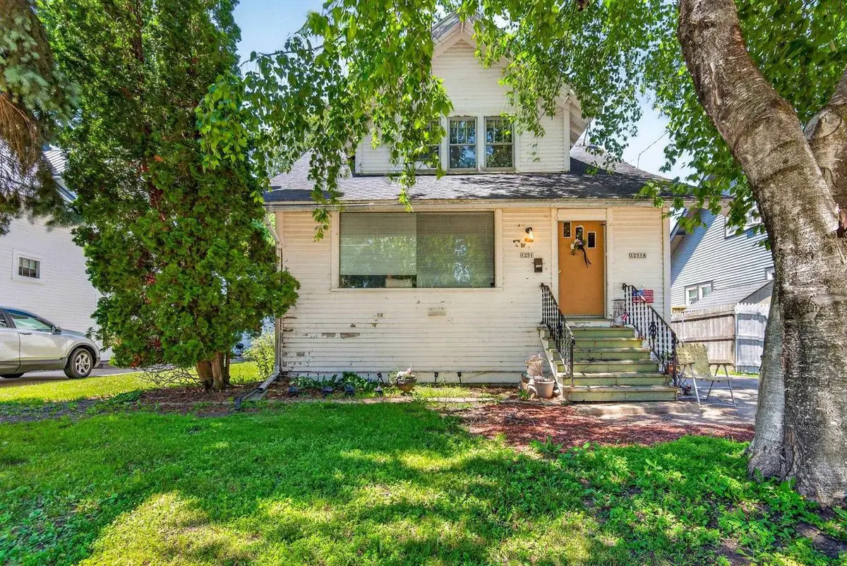 1251 WALNUT STREET, Oshkosh, WI 54901 - #1