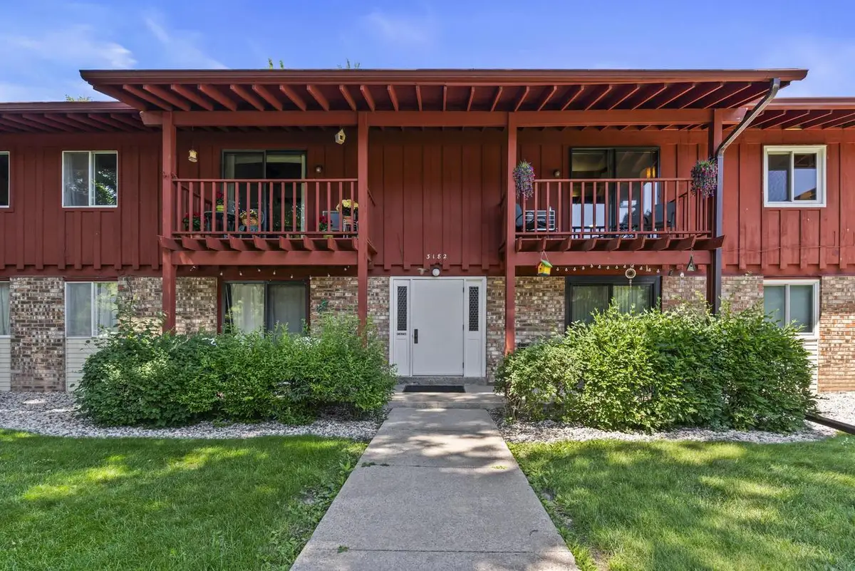 3182 JUSTIN COURT, Appleton, WI 54914 - #1