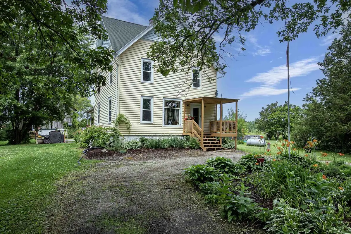 9511 OLD ROAD, Fremont, WI 54940 - #1