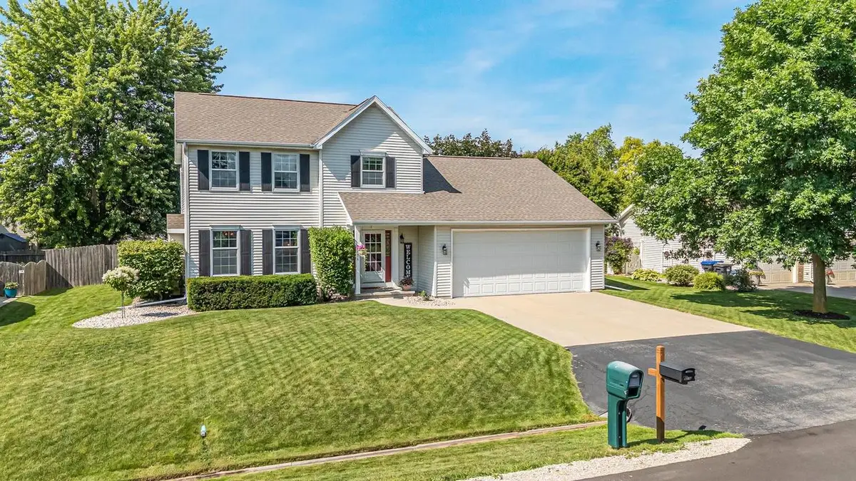 W2434 SNOWBERRY DRIVE, Appleton, WI 54915 - #1