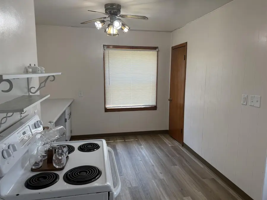 141 MCKINLEY AVENUE, Clintonville, WI 54129 - #2