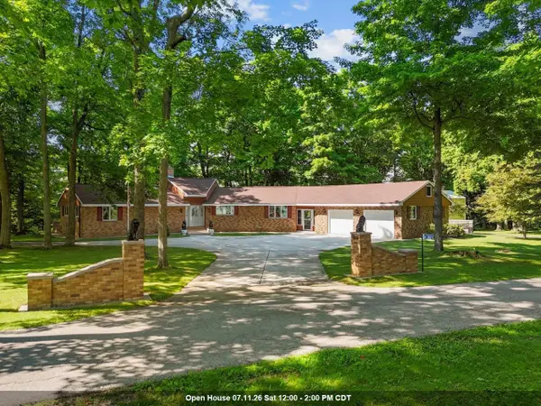 W7829 OAKCREST DRIVE, Hortonville, WI 54944