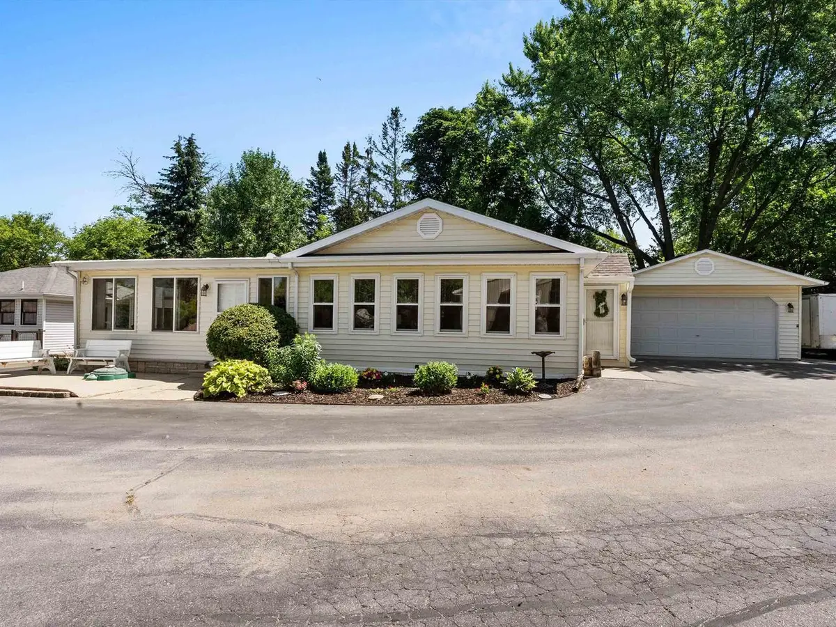 E0112 PAQUE LANE, Luxemburg, WI 54217 - #1