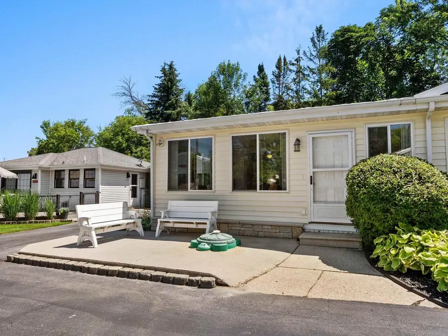 E0112 PAQUE LANE, Luxemburg, WI 54217 - #3