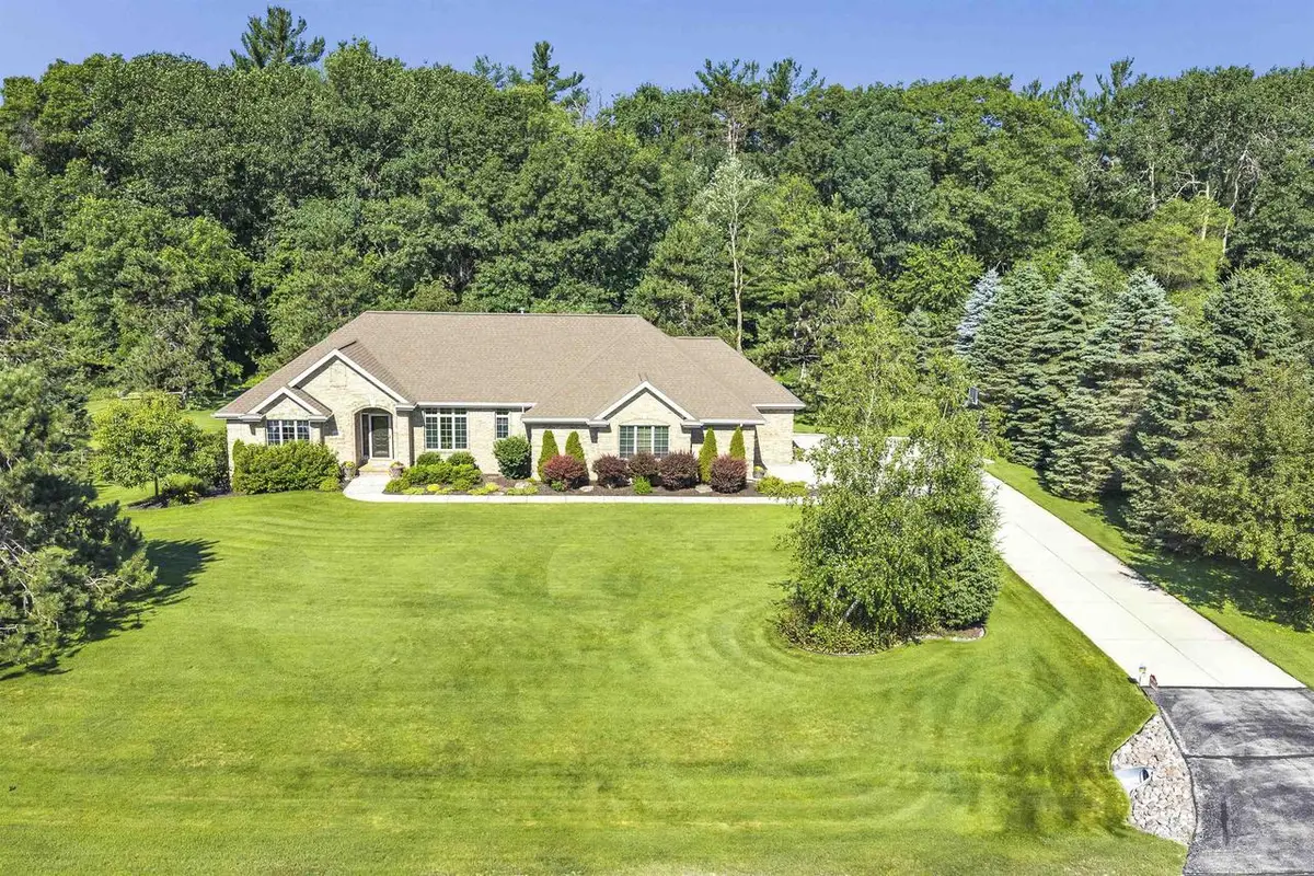 2253 TUMBLEWEED TRAIL, Suamico, WI 54313 - #1