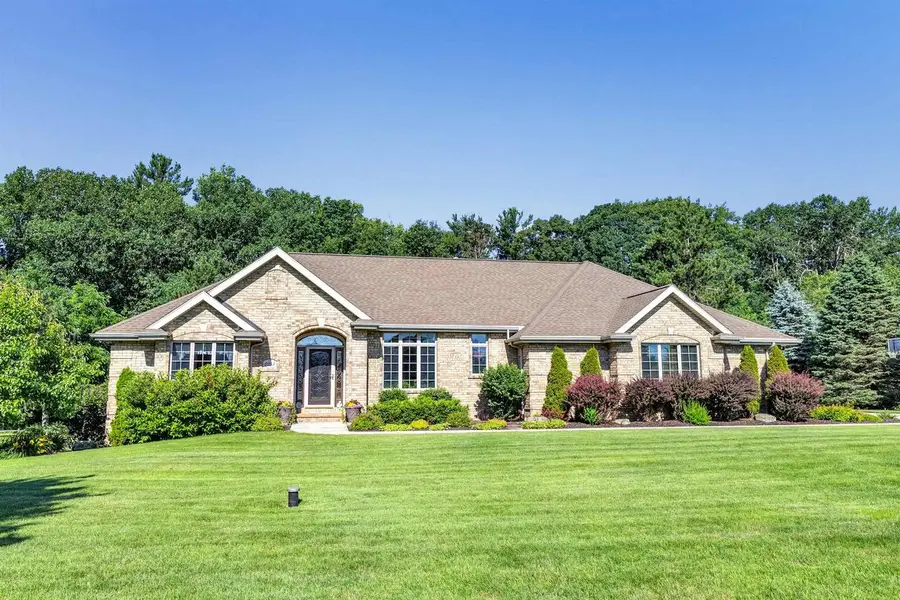 2253 TUMBLEWEED TRAIL, Suamico, WI 54313 - #2