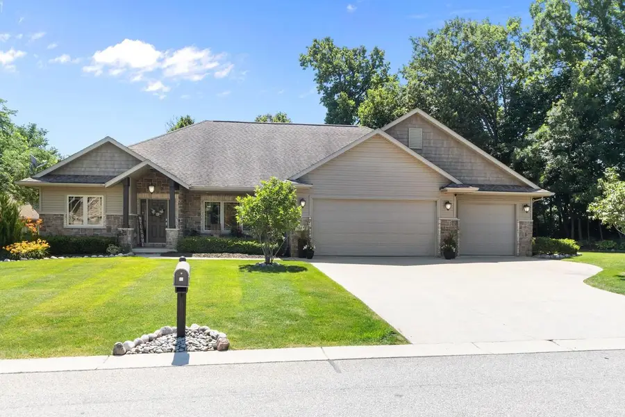1983 CREEK SIDE DRIVE, Neenah, WI 54956 - #2