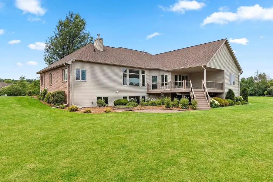 11 CORN SILK COURT, Wrightstown, WI 54180 - #2