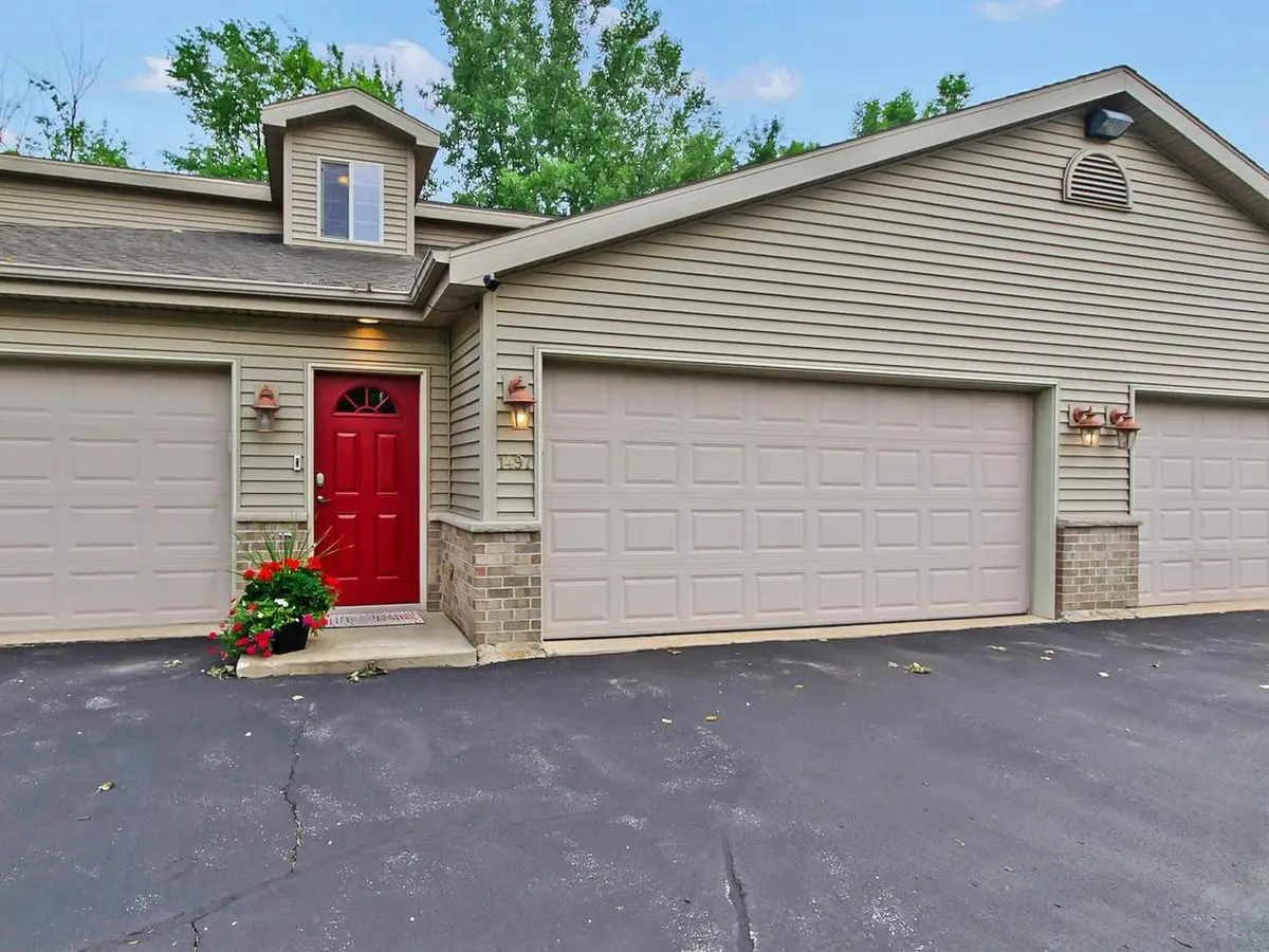 1497 ARCTIC COURT, Suamico, WI 54173 - #1
