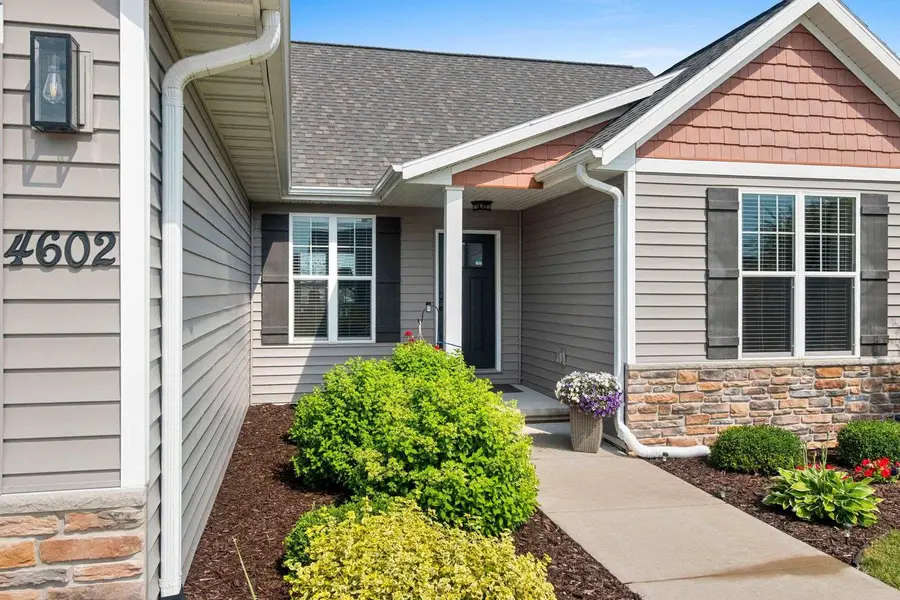 4602 TRELLIS DRIVE, De Pere, WI 54115 - #3