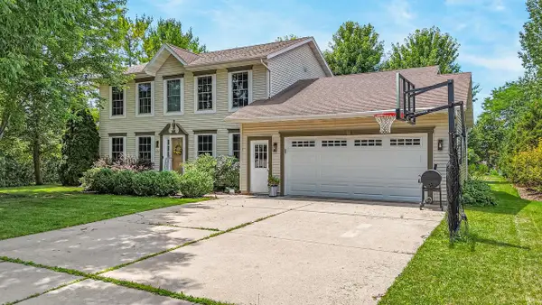 590 BROOKFIELD BOULEVARD, Fond Du Lac, WI 54935