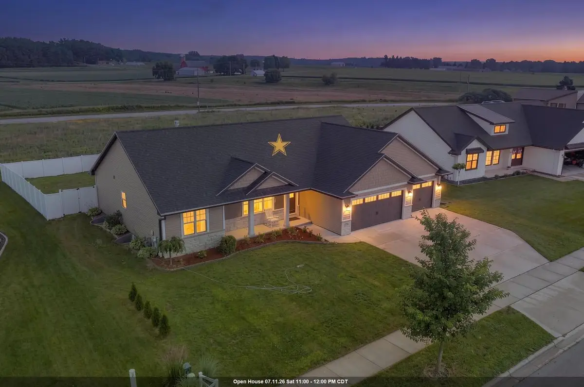 1756 RED OAK STREET, Green Bay, WI 54313 - #1
