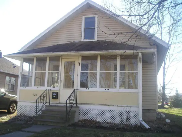 425 ANNEX AVENUE, Oshkosh, WI 54901