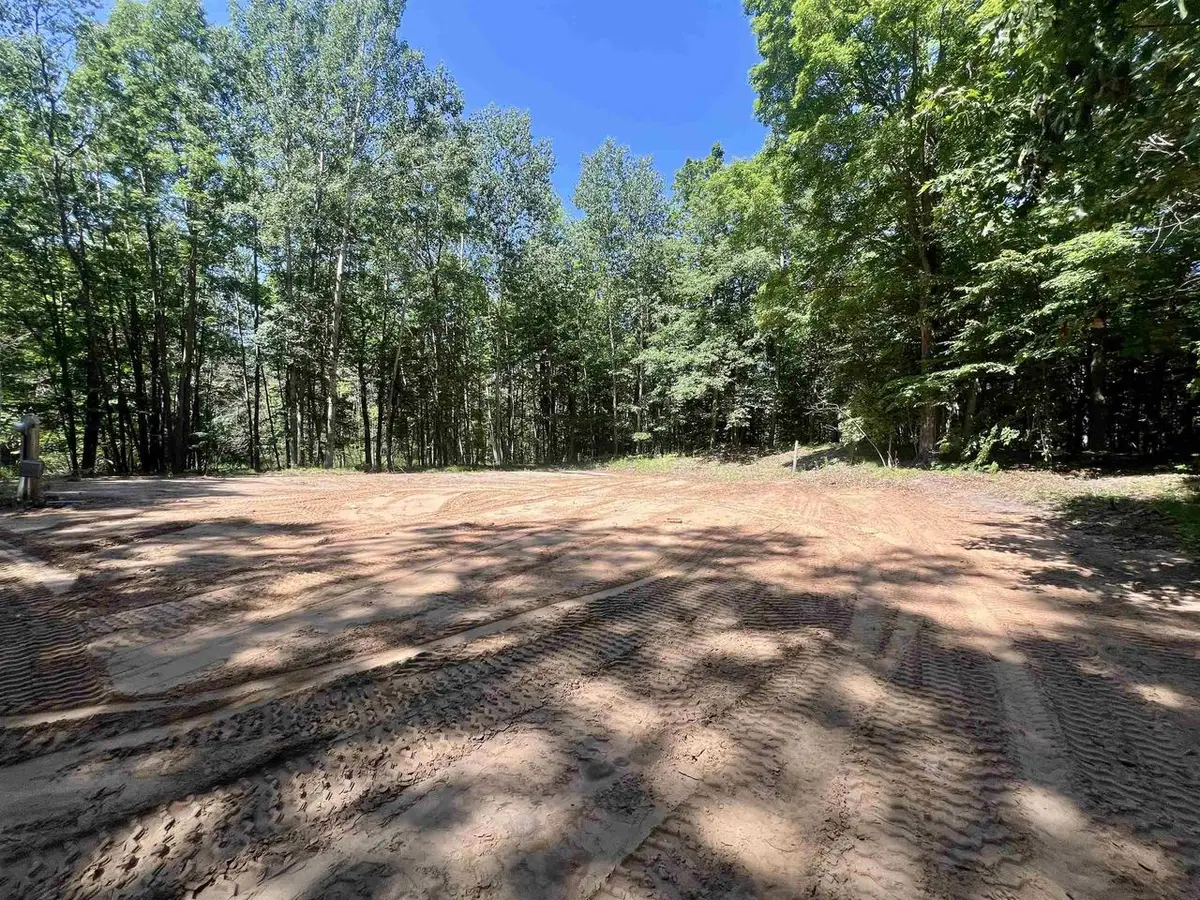 N1601 ZIMMERMANS LANE, Menominee, MI 49858 - #1