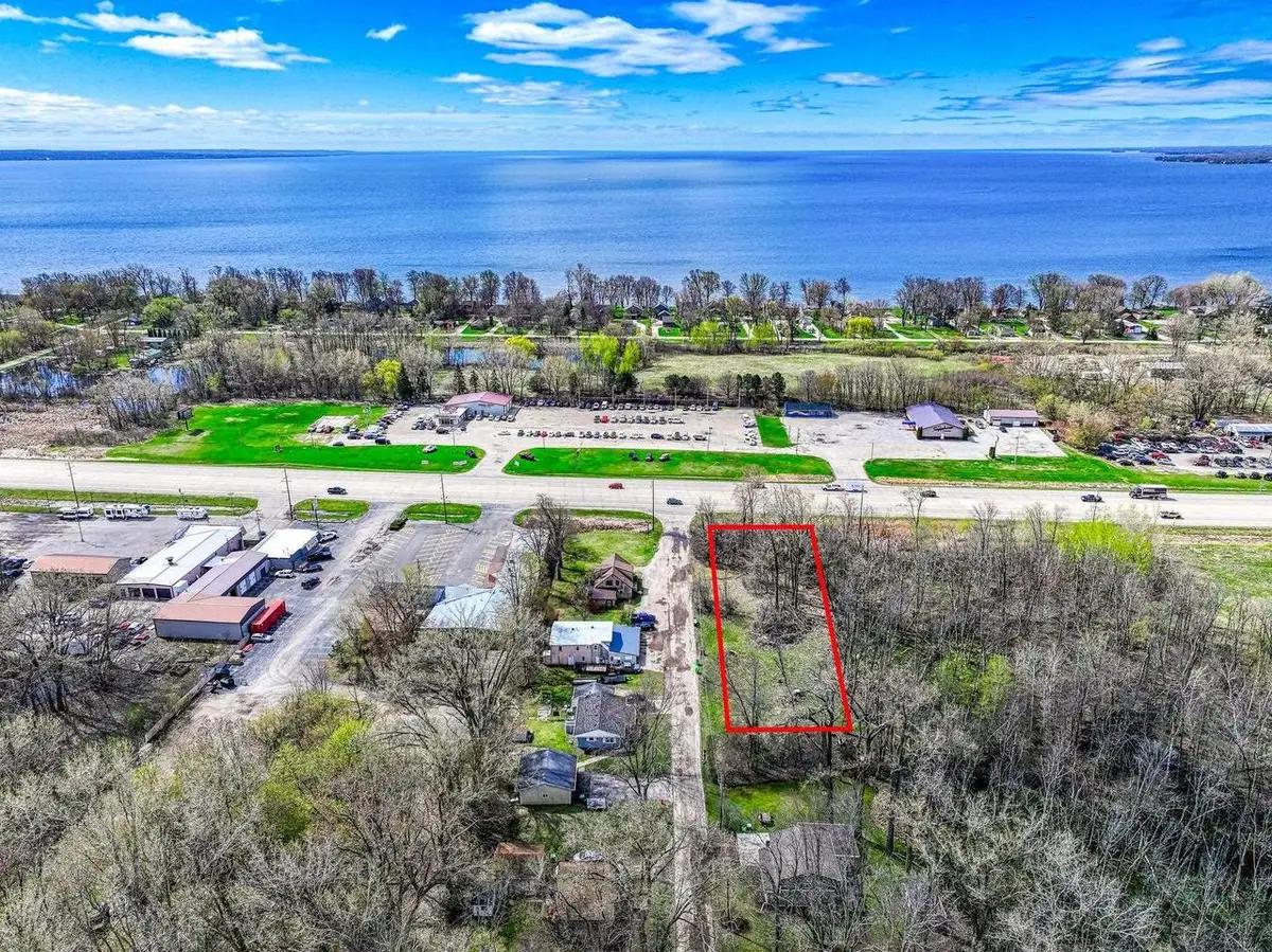 N8811 HWY 10 & 114, Menasha, WI 54952 - #1