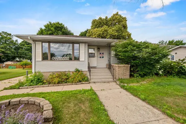 1106 OWENA STREET, Marinette, WI 54143