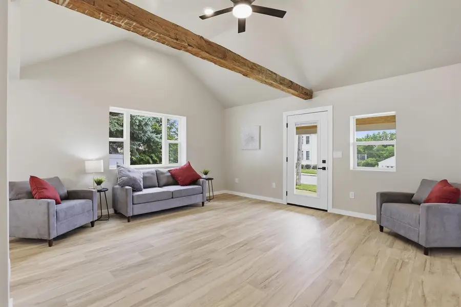 421 W MAIN STREET, Hortonville, WI 54944 - #2