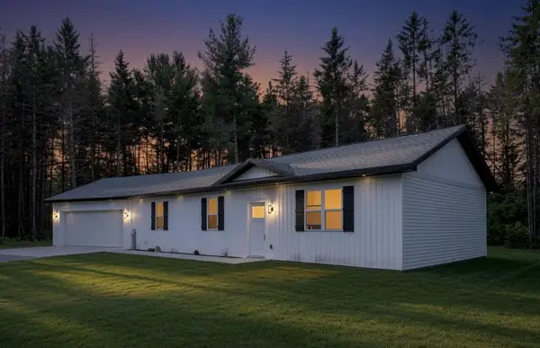 601 RAINBOW CIRCLE, Peshtigo, WI 54157