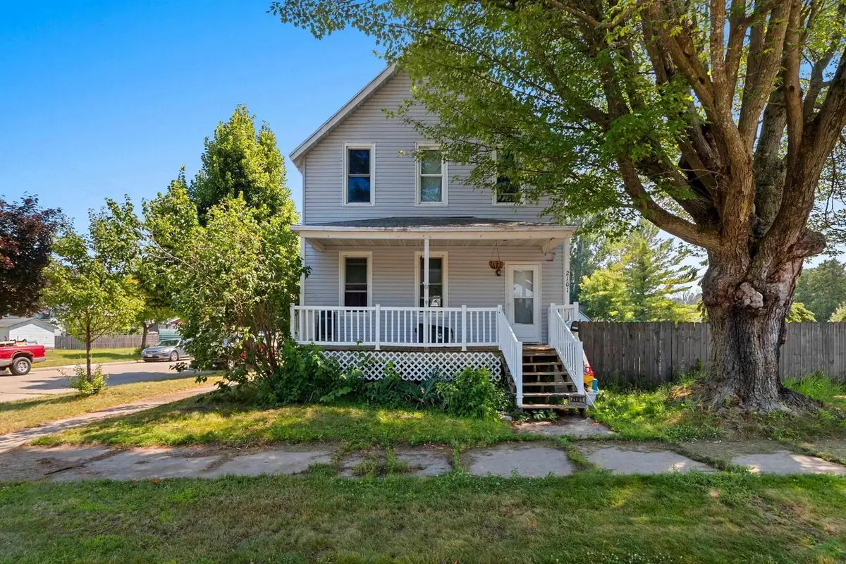 2101 SHERMAN STREET, Marinette, WI 54143 - #1