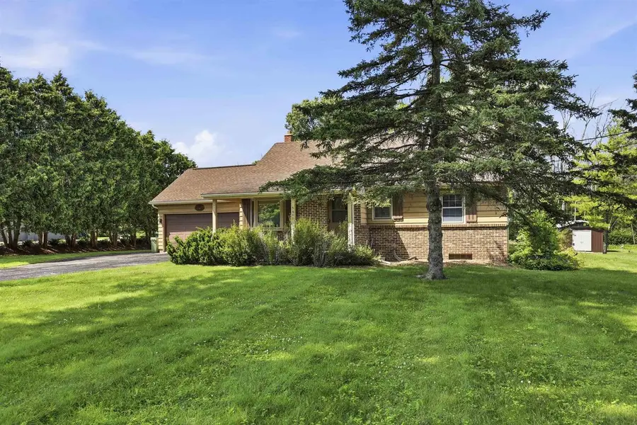 5400 LONG COURT, Appleton, WI 54914 - #3