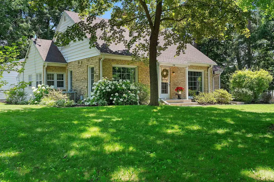 310 S BARTLETT STREET, Shawano, WI 54166 - #3