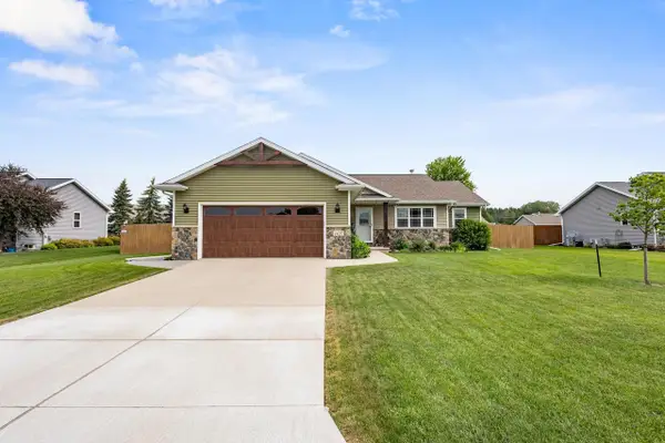 1427 ANTHEM DRIVE, Neenah, WI 54956