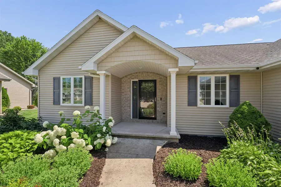 W6445 CHERRYBARK CIRCLE, Menasha, WI 54952 - #2