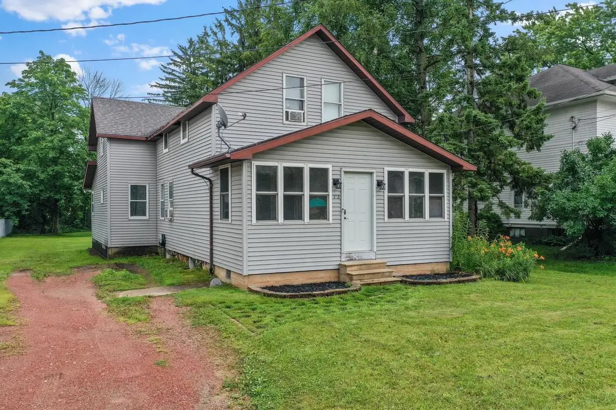 138 S WISCONSIN STREET, Pulaski, WI 54162 - #1