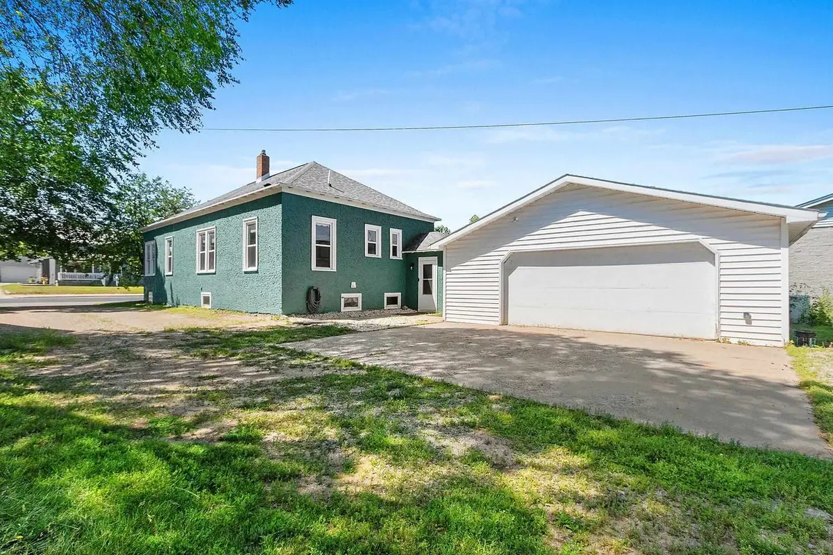 224 W MAIN STREET, Coleman, WI 54112 - #1