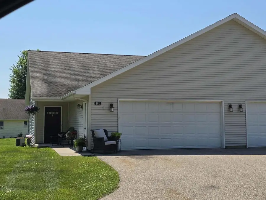 961 CHARLES WRIGHT DRIVE, Waupaca, WI 54981 - #2
