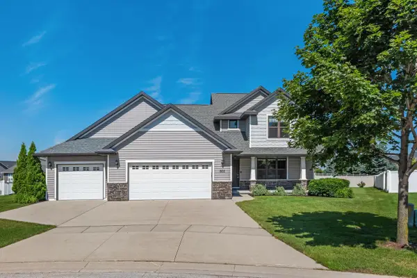 600 CASTLESTONE COURT, Oneida, WI 54155
