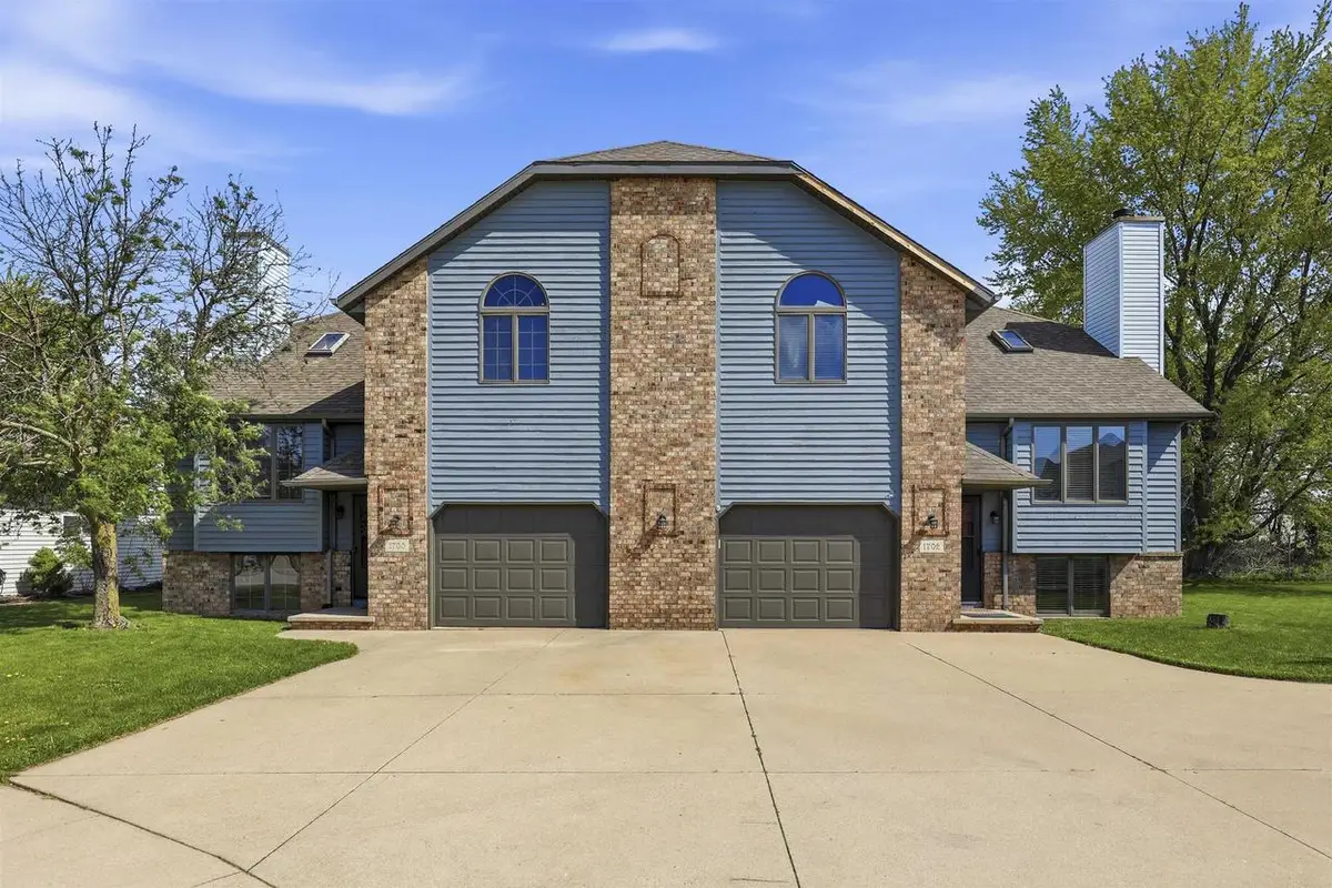 1700 E TRACIA LANE, Appleton, WI 54911 - #1