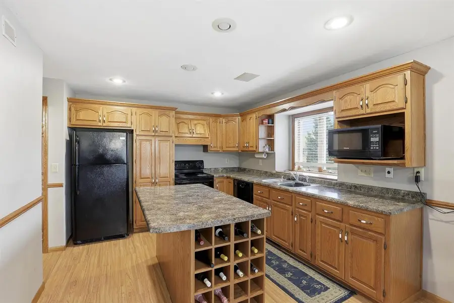1700 E TRACIA LANE, Appleton, WI 54911 - #2