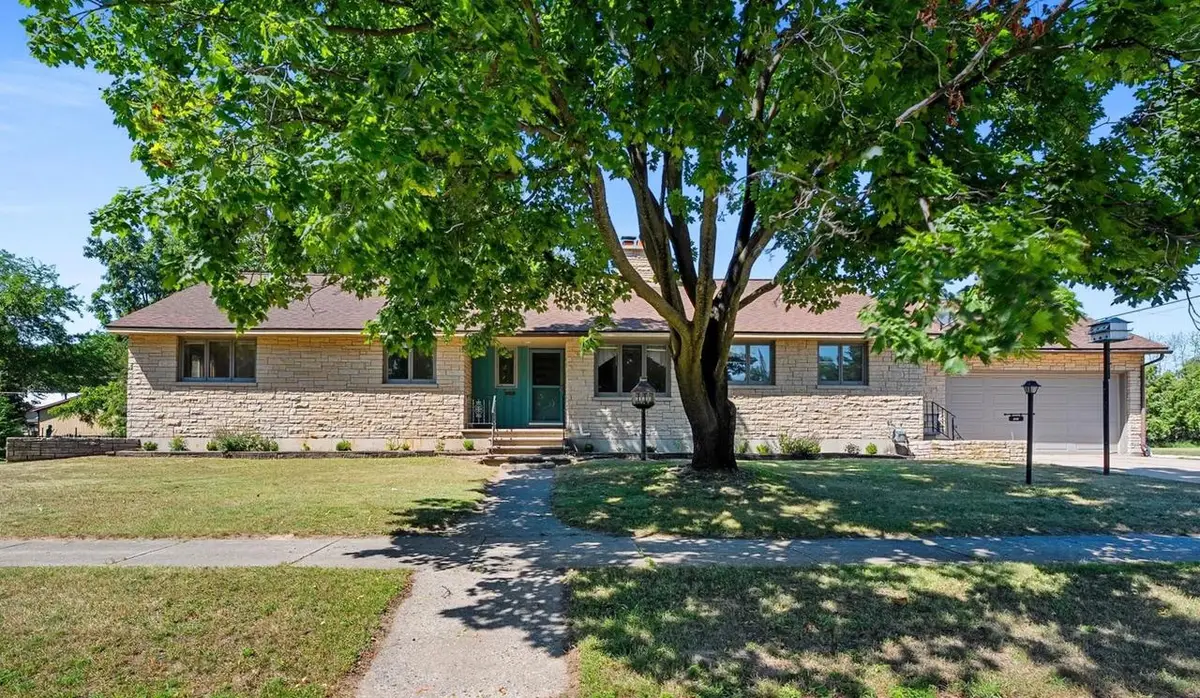 357 JEFFERSON STREET, Oconto, WI 54153 - #1