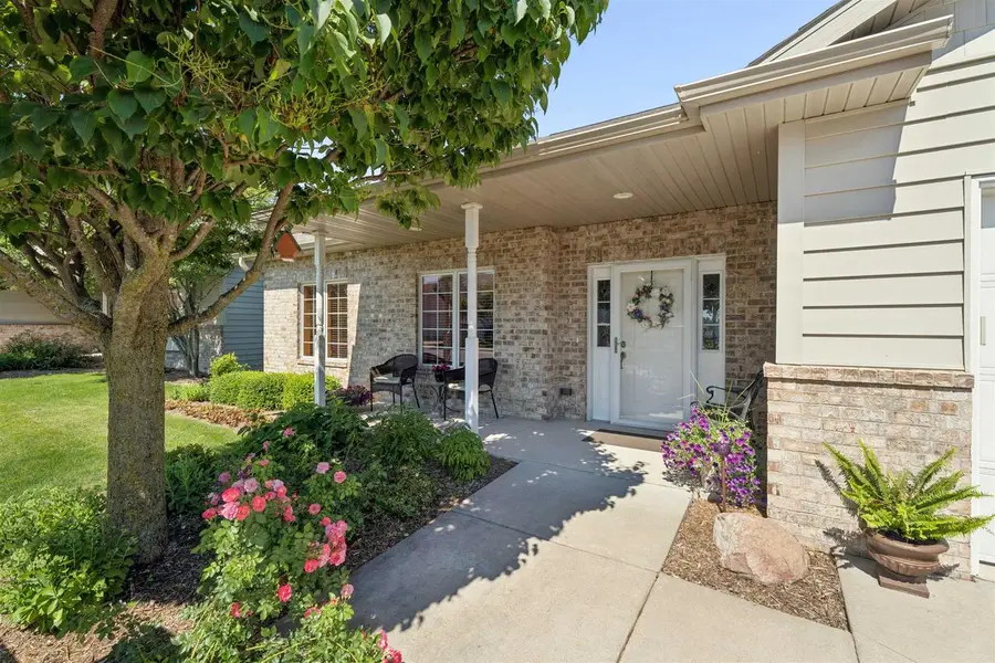 3831 N WAYSIDE LANE, Appleton, WI 54913 - #2