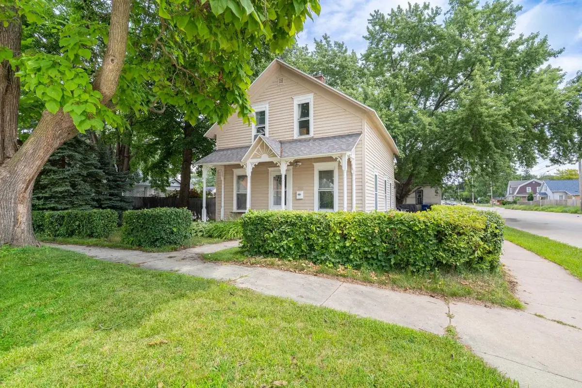 100 N WINNEBAGO STREET, De Pere, WI 54115 - #1