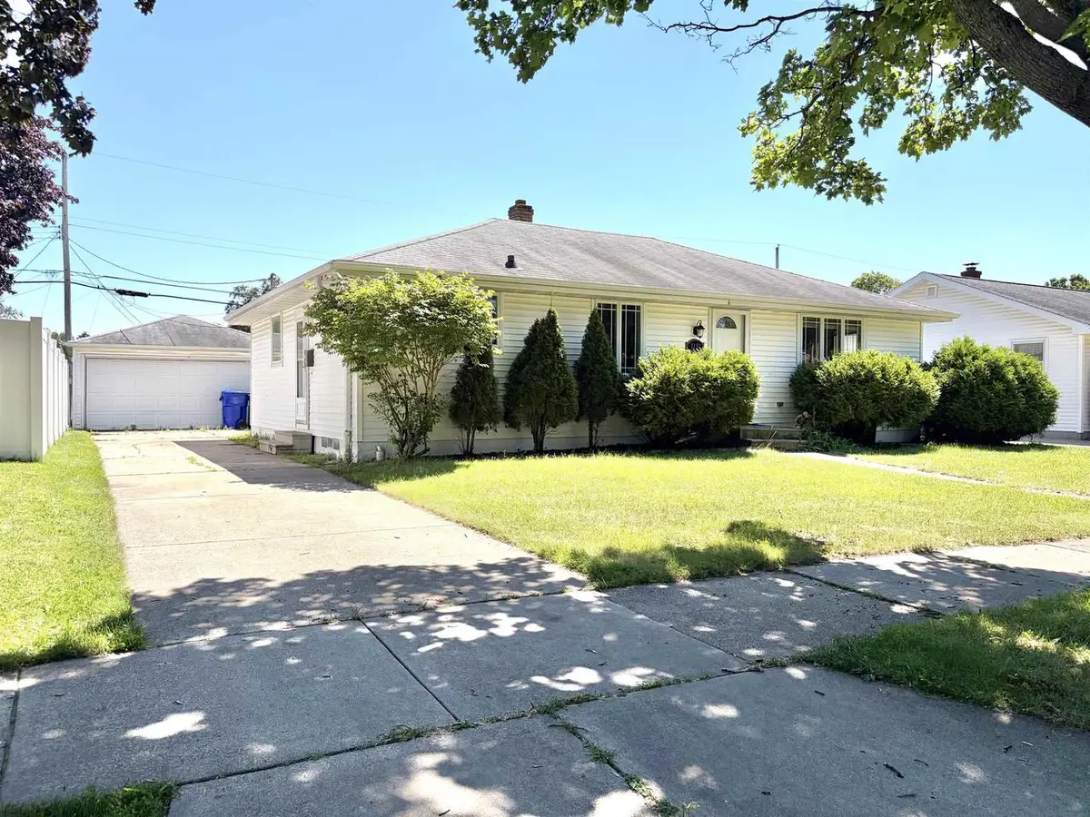 1137 W ROBERTS AVENUE, Appleton, WI 54914 - #1