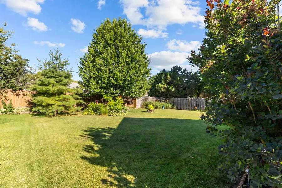 1232 WHEATFIELD WAY, Oshkosh, WI 54904 - #3