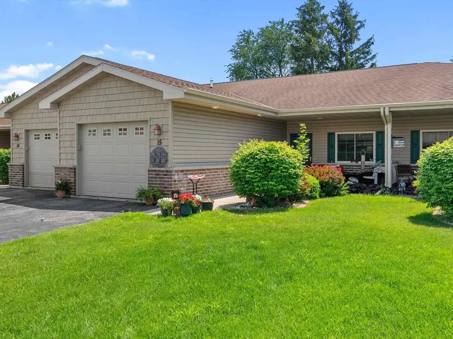 540 TACOMA BEACH ROAD  #15, Sturgeon Bay, WI 54235 - #2