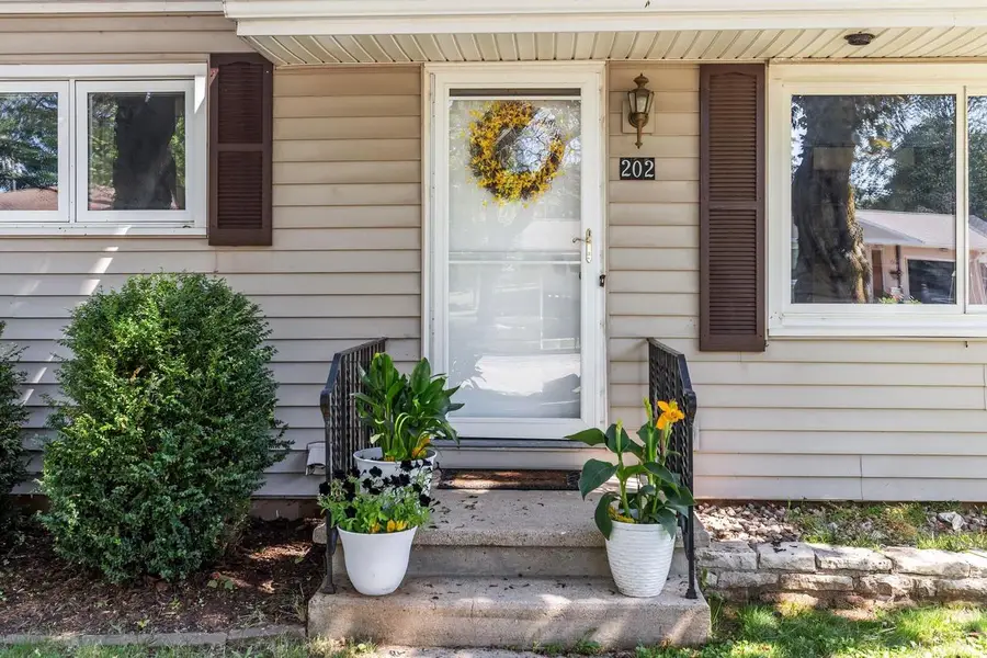 202 WISCONSIN AVENUE, Brillion, WI 54110 - #3