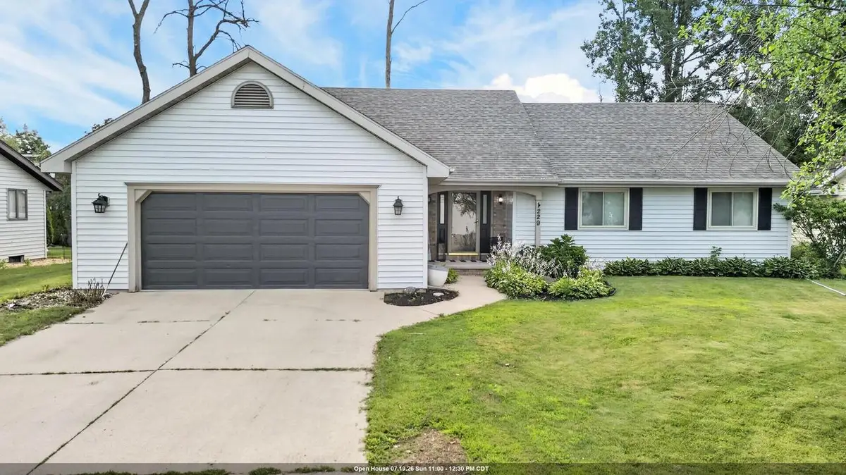 1229 APPLETON STREET, Menasha, WI 54952 - #1