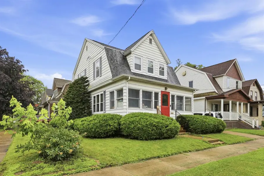 1044 MT VERNON STREET, Oshkosh, WI 54901 - #2