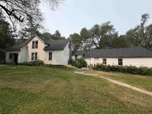 W7868 STATE HWY 152, Wautoma, WI 54982